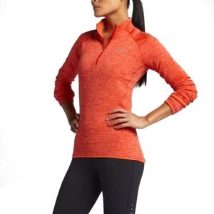 Nike long-sleeve ELEMENT SPHERE 1/2 ZIP size (S)